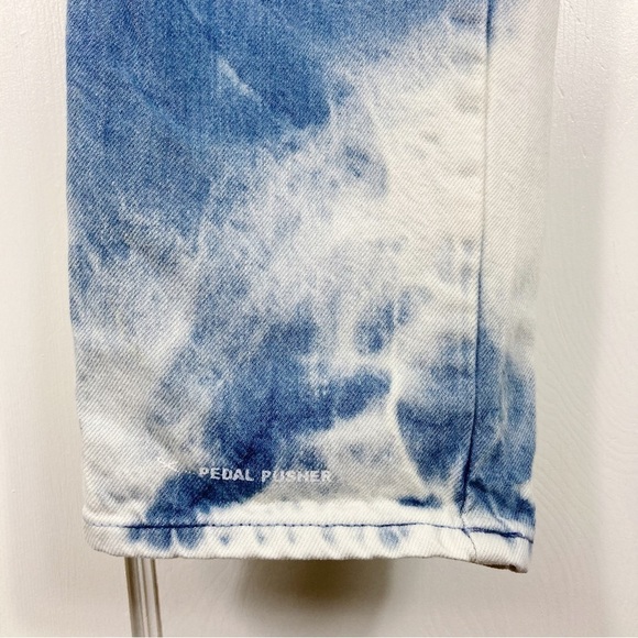 Closed Pedal Pusher Tie Dye Jeans - Picture 3 of 13